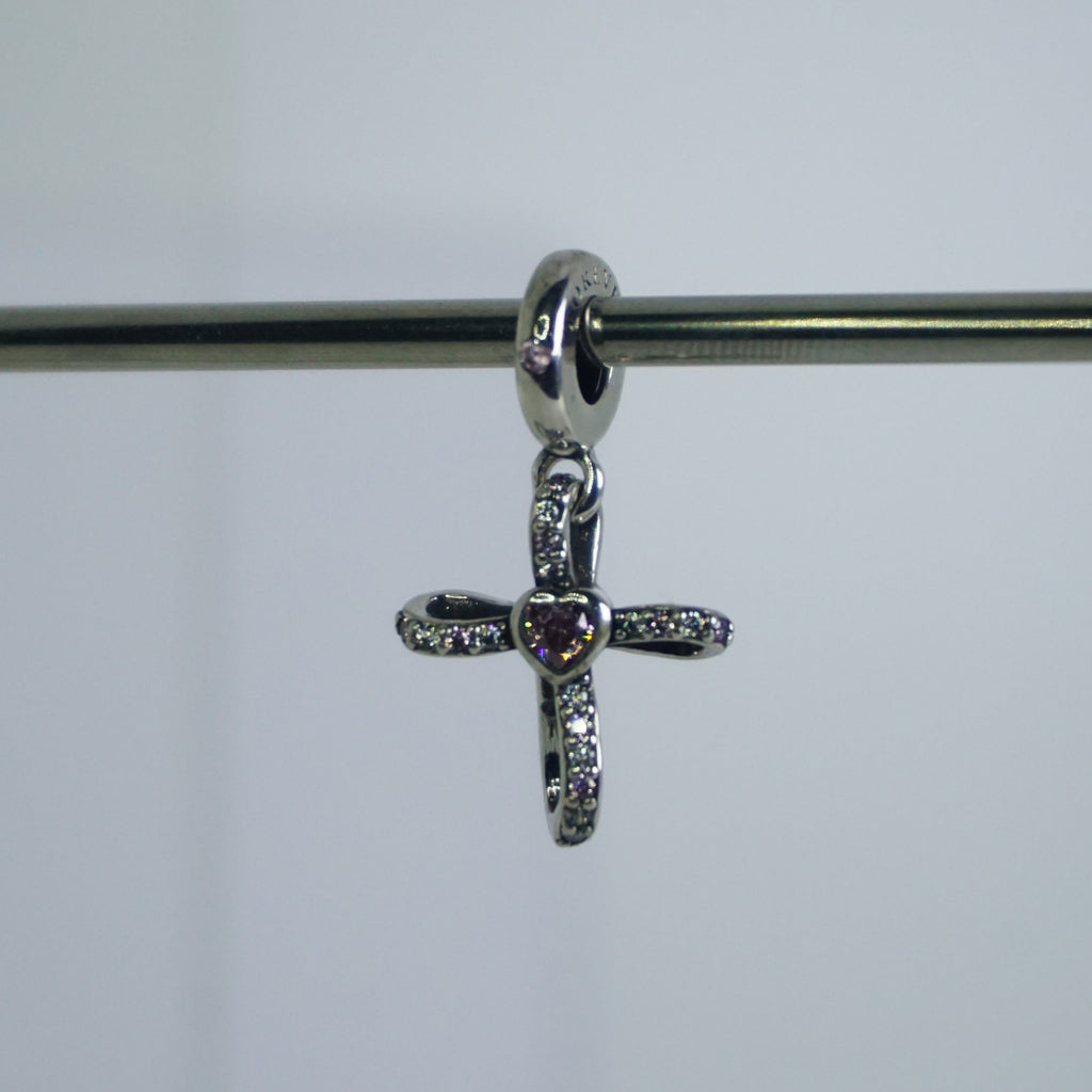 Charm Cruz Amor Infinito