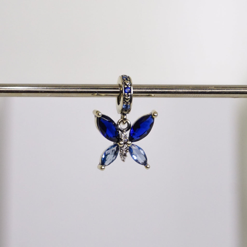 Charm Mariposa de Cristales