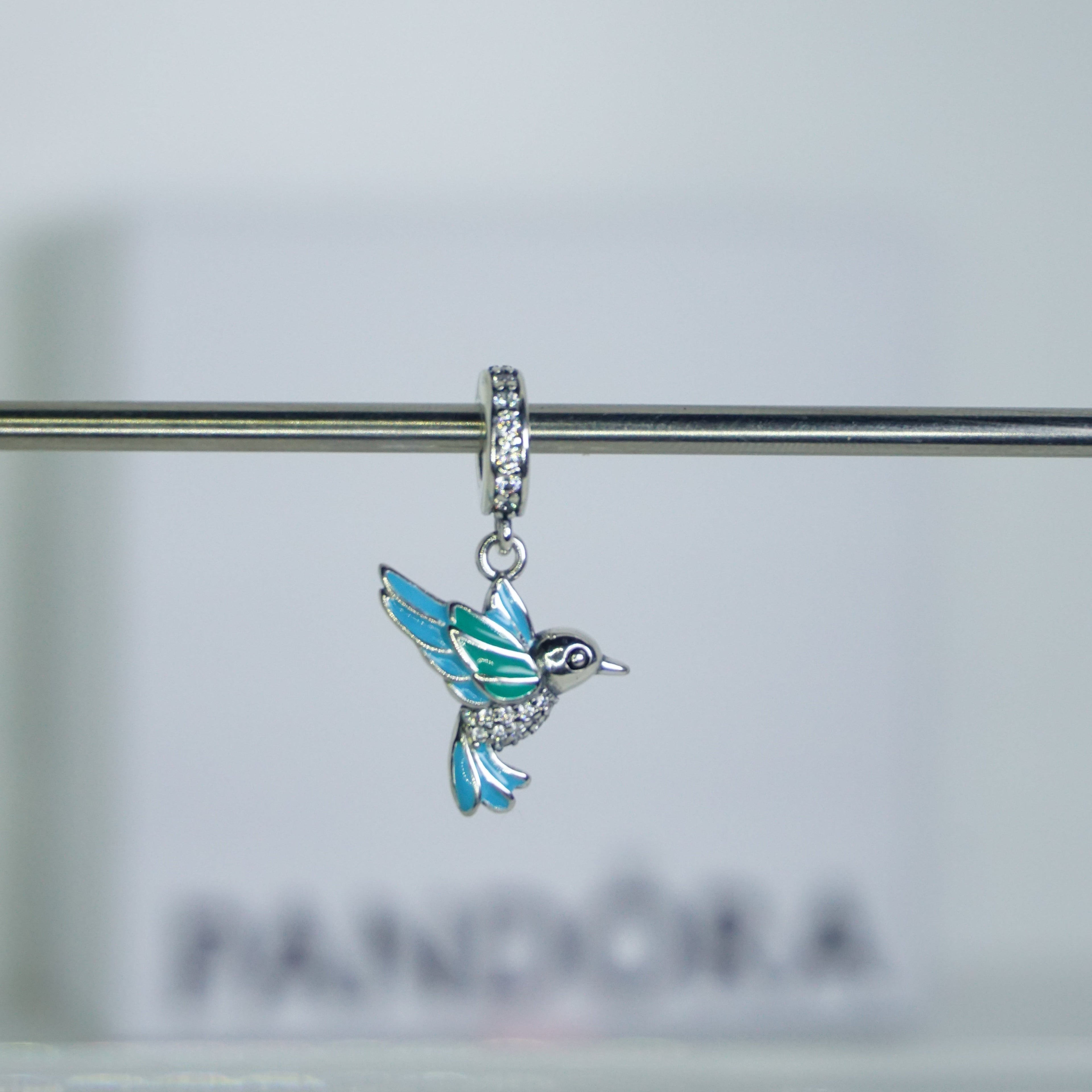 Charm Colibrí