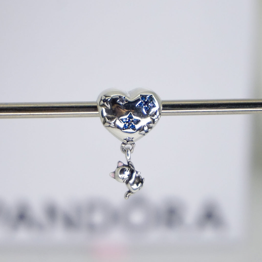 Charm Corazon Gatuno