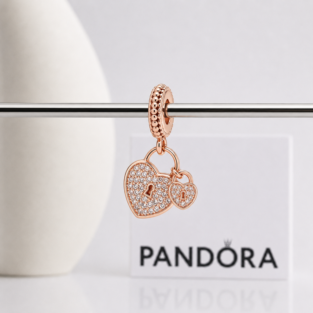 Charm doble Corazón con circonitas