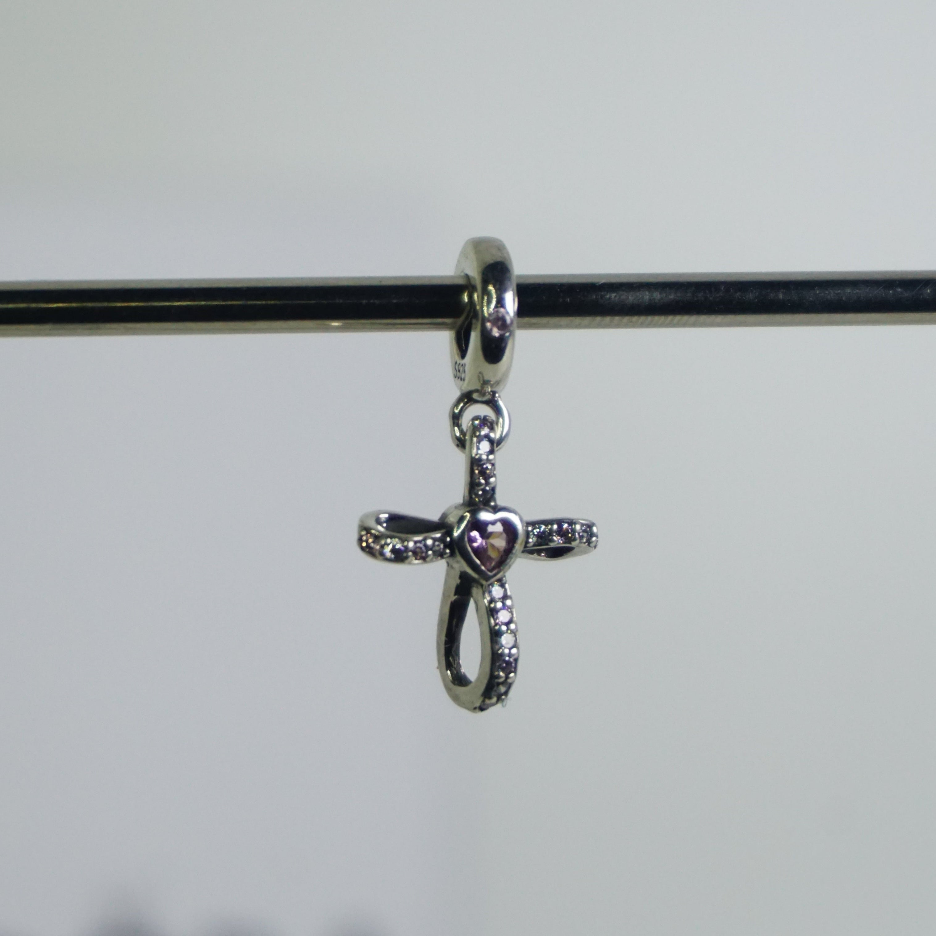 Charm Cruz Amor Infinito